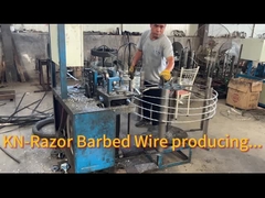 कंटीले तार की जाली