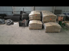 रक्षात्मक बाधाओं का एक नया बैच इकट्ठा होने लगा