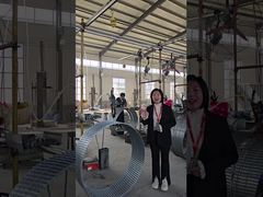 स्टेनलेस स्टील क्रॉस रेज़र वायर फेंसिंग BTO-16 BTO-22 रेज़र ब्लेड कांटेदार तार बाड़