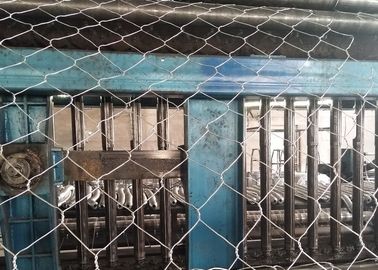 गर्म डूबा जस्ती बुना हुआ हेक्सागोनल वायर मेष गेबियन बास्केट 2.0-4.0 मिमी वायर गेज