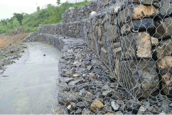 पीवीसी लेपित 3.0 मिमी जस्ती गेबियन वायर मेष जिंक मैट्रेस हेक्सागोनल गेबियन बॉक्स