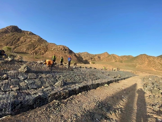 3.7 मिमी गैल्वनाइज्ड गेबियन बास्केट मानक आकार 8*10 सेमी जाल
