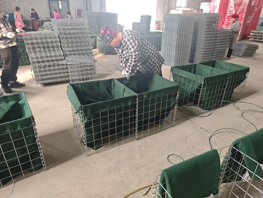 मिल 1 फोल्डिंग मिलिट्री बैरियर जस्ती सुरक्षा दीवार बाढ़ सामरिक रेत से भरा बैरियर