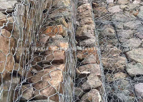 तीन ट्विस्ट बुना उच्च जस्ता गेबियन दीवार पिंजरे